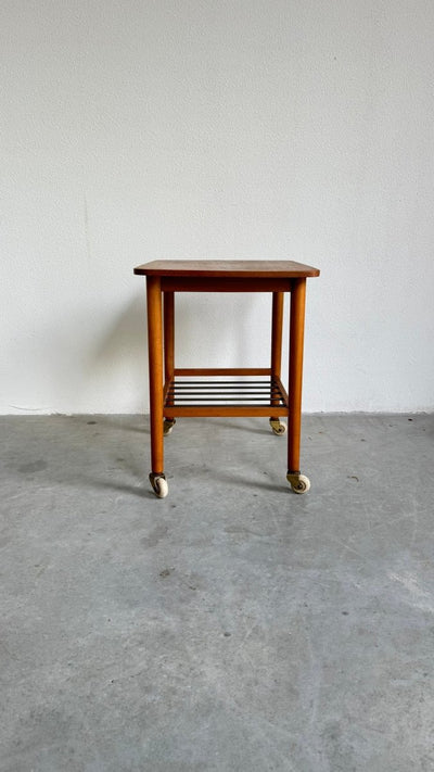 
                  
                    Vintage Deense kleine trolley - LOUI.STORE
                  
                