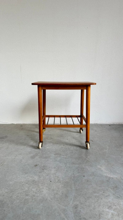 
                  
                    Vintage Deense kleine trolley - LOUI.STORE
                  
                