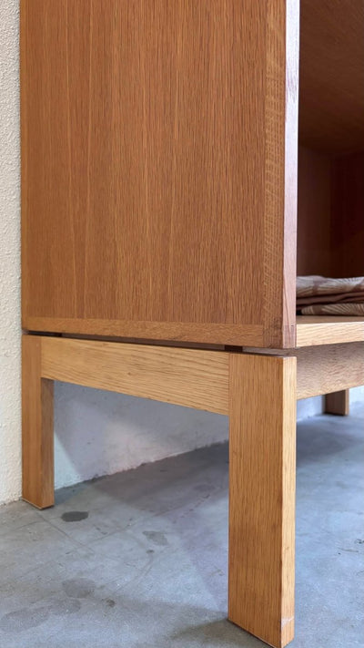 
                  
                    Vintage diepe boekenkast eiken - LOUI.STORE
                  
                