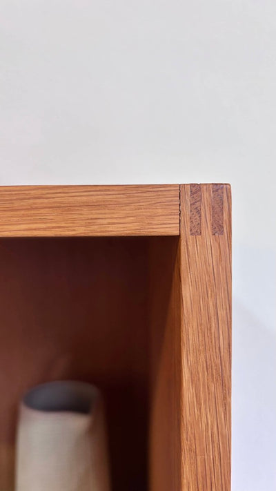 
                  
                    Vintage diepe boekenkast eiken - LOUI.STORE
                  
                