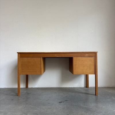 
                  
                    Vintage Domino bureau eiken - LOUI.STORE
                  
                