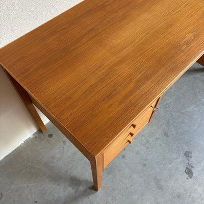 
                  
                    Vintage Domino bureau eiken - LOUI.STORE
                  
                