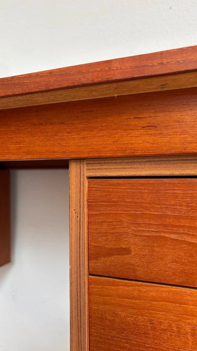 
                  
                    Vintage Domino bureau teak - LOUI.STORE
                  
                