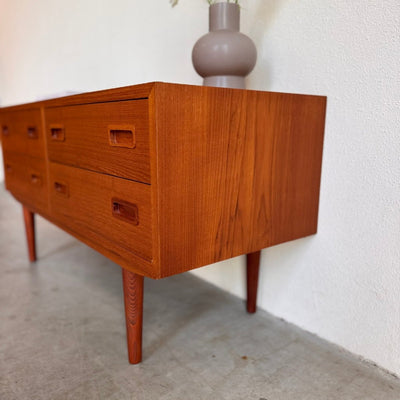 
                  
                    Vintage dubbele ladekast teak Hundevad 4* - LOUI.STORE
                  
                