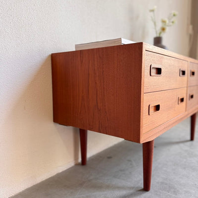 
                  
                    Vintage dubbele ladekast teak Hundevad 4* - LOUI.STORE
                  
                