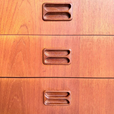
                  
                    Vintage dubbele ladekast teak - LOUI
                  
                