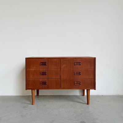 
                  
                    Vintage dubbele ladekast teak - LOUI
                  
                