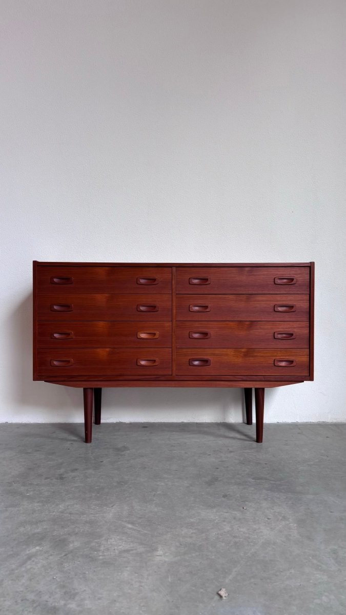 
                  
                    Vintage dubbele ladekast teak - LOUI.STORE
                  
                