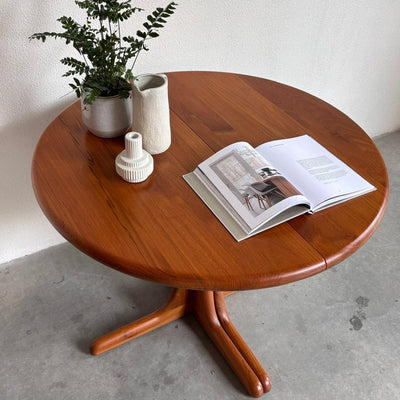 
                  
                    Vintage Dyrlund ronde eettafel teak ø100cm - LOUI
                  
                