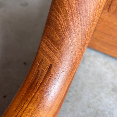 
                  
                    Vintage Dyrlund ronde eettafel teak ø100cm - LOUI
                  
                