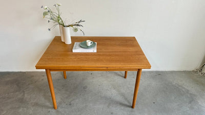 
                  
                    Vintage eettafel eiken uitschuifbaar - LOUI.STORE
                  
                