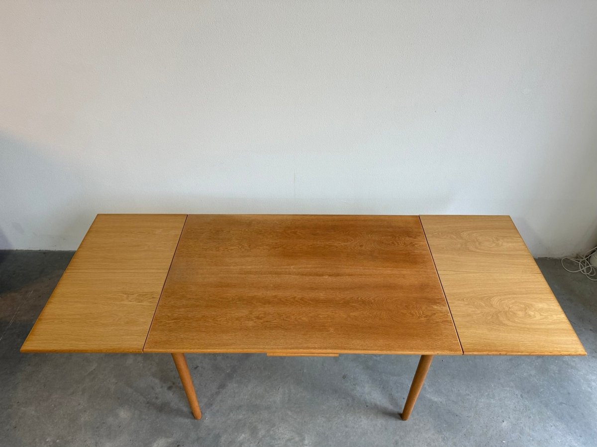
                  
                    Vintage eettafel eiken uitschuifbaar - LOUI.STORE
                  
                