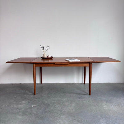 
                  
                    Vintage eettafel licht teak 132 - 234cm - LOUI.STORE
                  
                