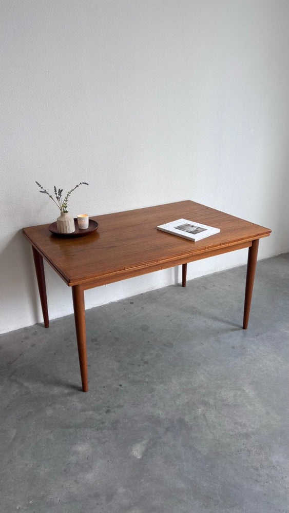 
                  
                    Vintage eettafel licht teak 132 - 234cm - LOUI.STORE
                  
                