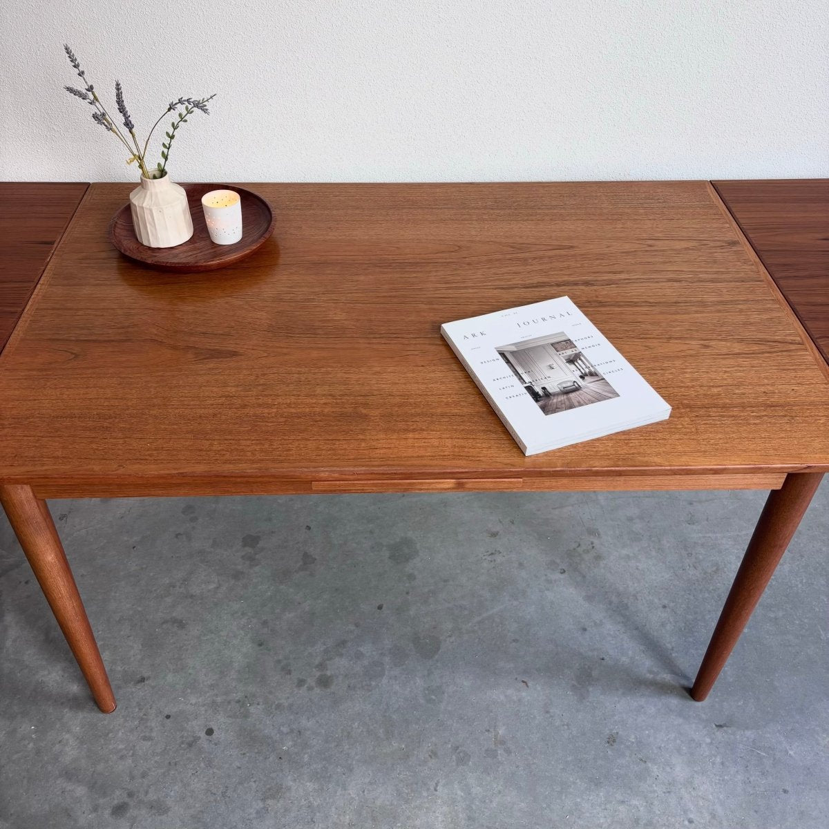 
                  
                    Vintage eettafel licht teak 132 - 234cm - LOUI.STORE
                  
                