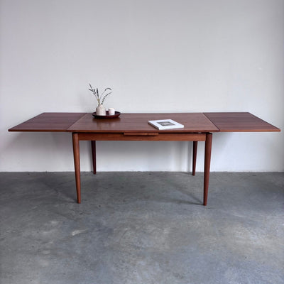 
                  
                    Vintage eettafel licht teak 132 - 234cm - LOUI.STORE
                  
                