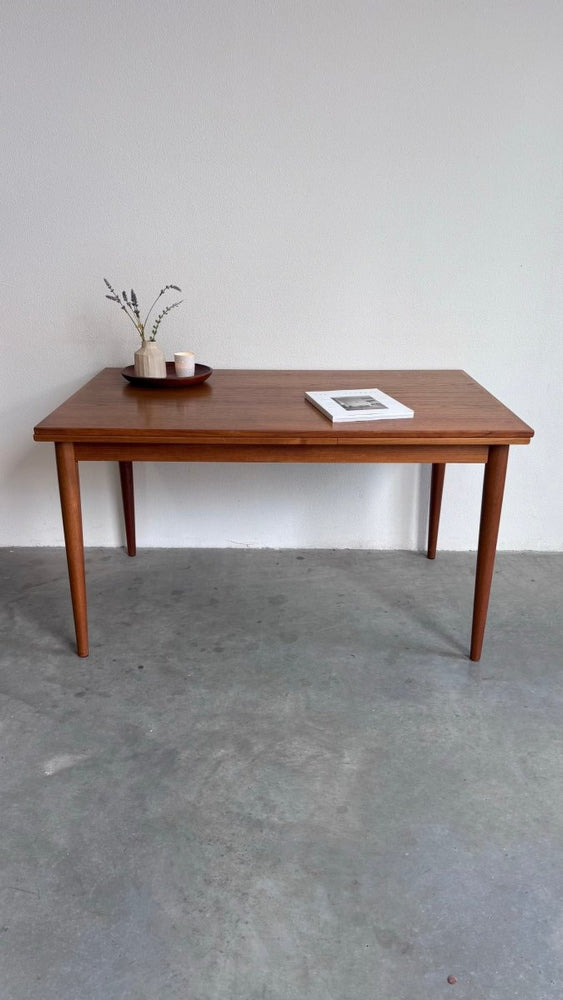 
                  
                    Vintage eettafel licht teak 132 - 234cm - LOUI.STORE
                  
                