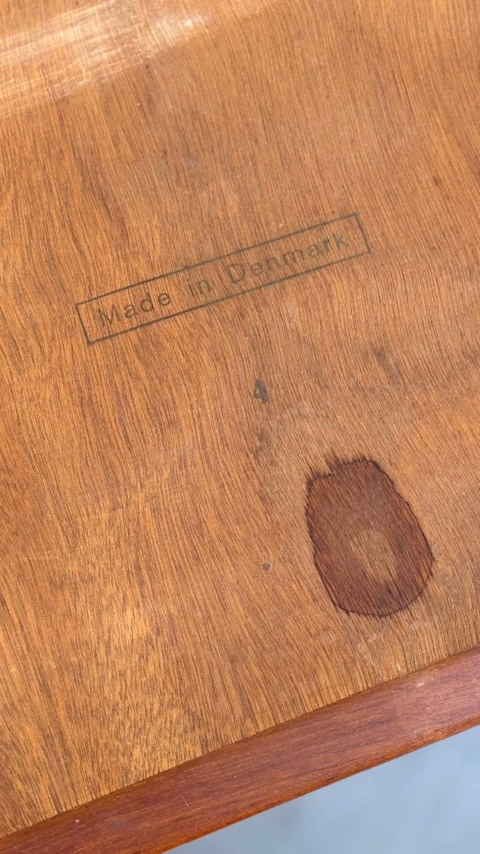 
                  
                    Vintage eettafel rond uitschuifbaar - LOUI.STORE
                  
                