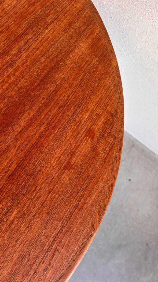 
                  
                    Vintage eettafel rond uitschuifbaar - LOUI.STORE
                  
                
