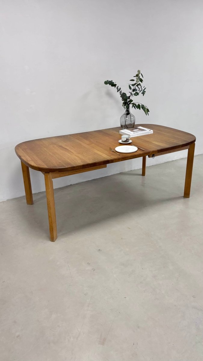 
                  
                    Vintage eettafel Skovmand & Andersen eiken - LOUI.STORE
                  
                