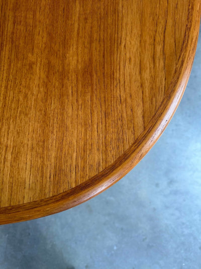 
                  
                    Vintage eettafel Skovmand & Andersen teak - LOUI.STORE
                  
                