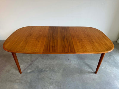 
                  
                    Vintage eettafel Skovmand & Andersen teak - LOUI.STORE
                  
                