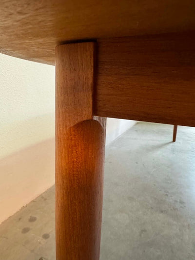 
                  
                    Vintage eettafel Skovmand & Andersen teak - LOUI.STORE
                  
                