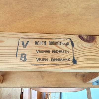 
                  
                    Vintage eettafel Verner-Pederson vierkant teak - LOUI
                  
                