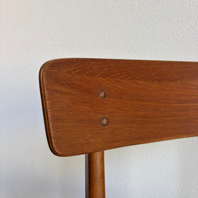 
                  
                    Vintage Farstrup teak - licht blauw - LOUI.STORE
                  
                