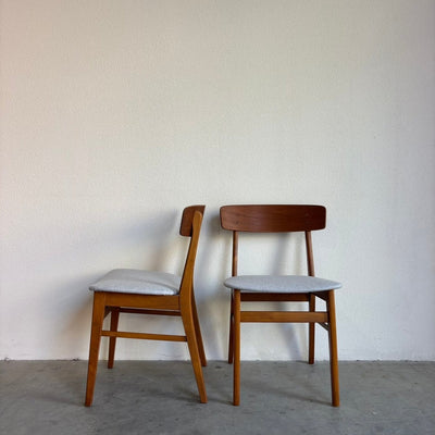 
                  
                    Vintage Farstrup teak - licht blauw - LOUI.STORE
                  
                