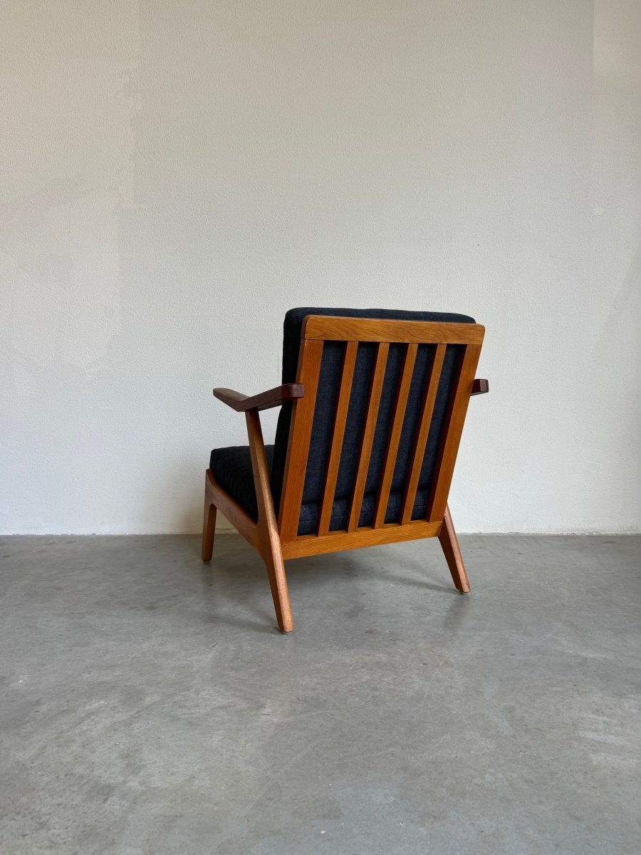 
                  
                    Vintage fauteuil teak jeans - LOUI.STORE
                  
                