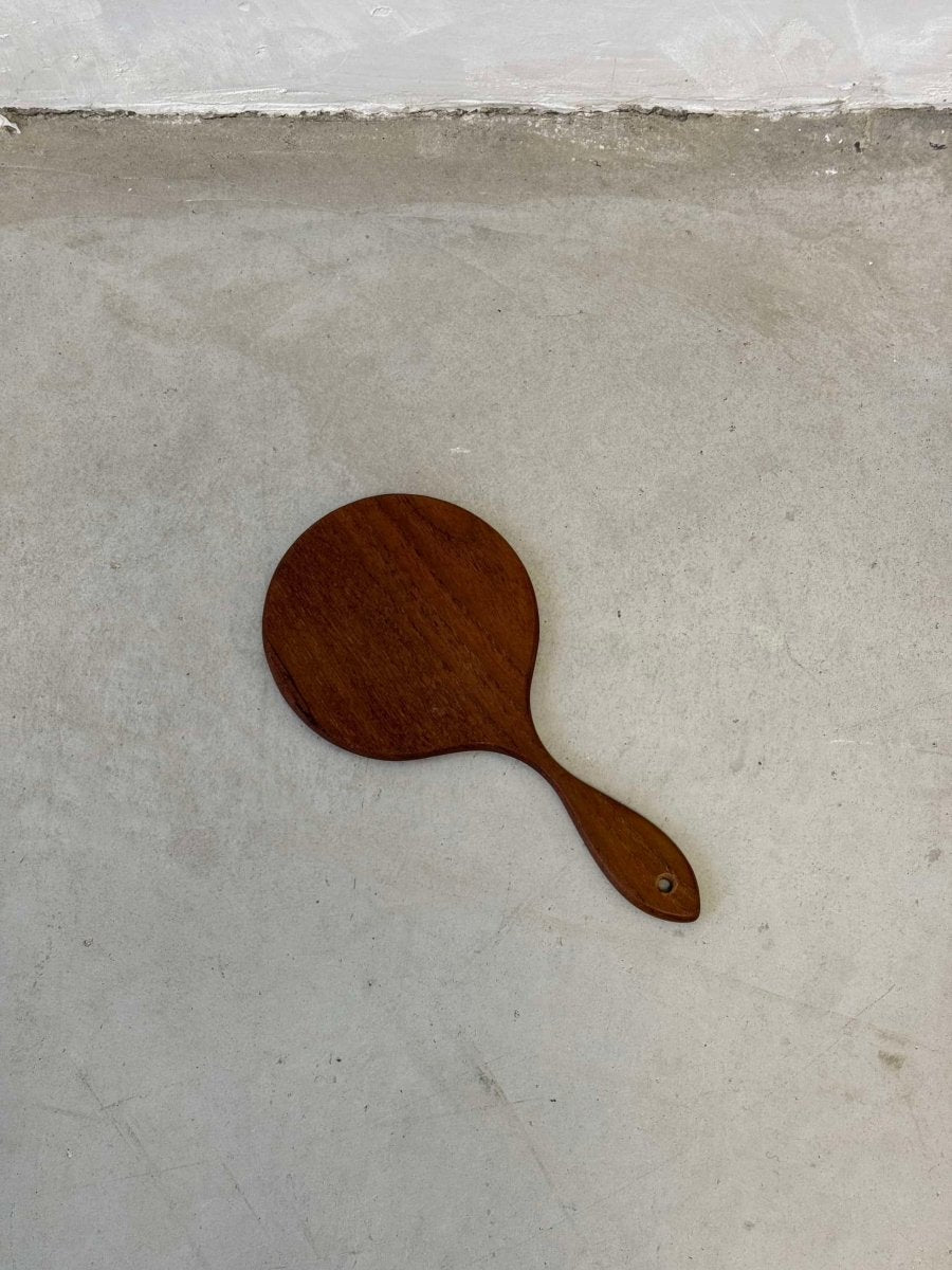 
                  
                    Vintage handspiegel teak - LOUI.STORE
                  
                