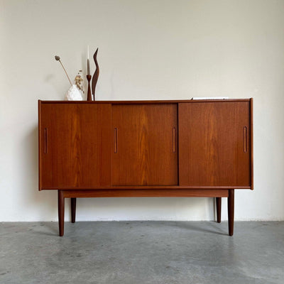 Vintage highboard 3 schuifdeuren teak - LOUI.STORE