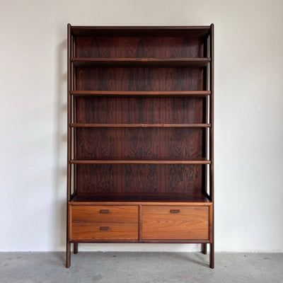 
                  
                    Vintage highboard boekenkast Poul Volther - LOUI.STORE
                  
                