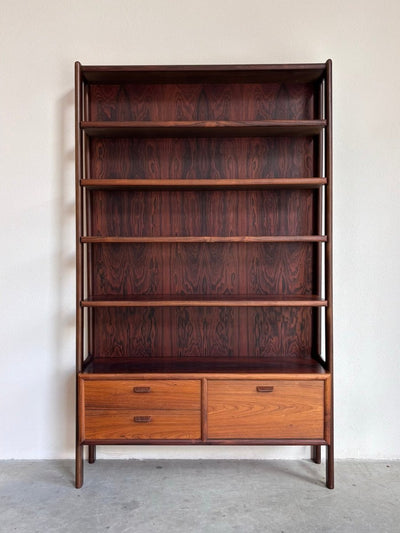 
                  
                    Vintage highboard boekenkast Poul Volther - LOUI.STORE
                  
                