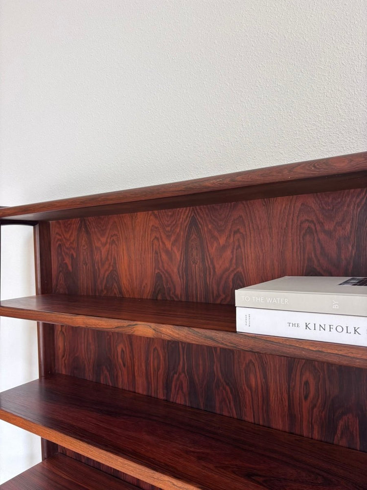 
                  
                    Vintage highboard boekenkast Poul Volther - LOUI.STORE
                  
                