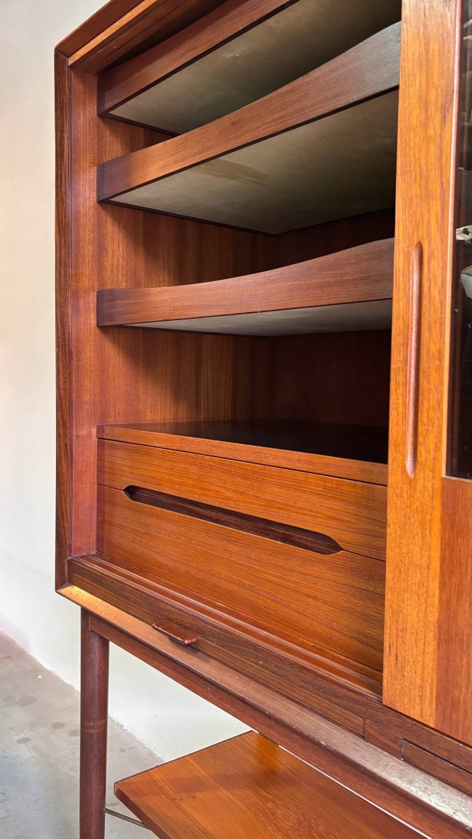 
                  
                    Vintage highboard buffetkast teak - LOUI.STORE
                  
                