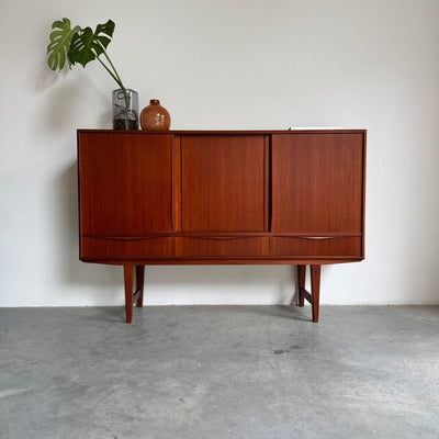 Vintage highboard EW Bach teak - LOUI