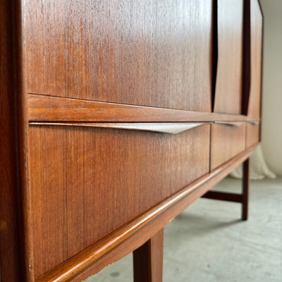 
                  
                    Vintage highboard EW Bach teak - LOUI
                  
                