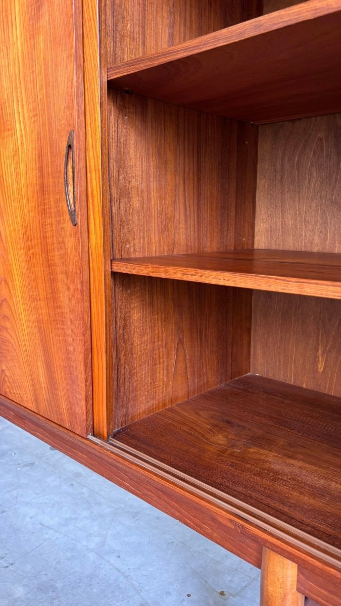 
                  
                    Vintage highboard mooie details - LOUI.STORE
                  
                