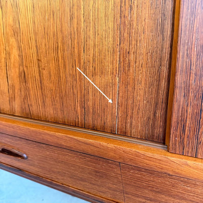
                  
                    Vintage highboard schuifdeuren en lades palissander - LOUI
                  
                