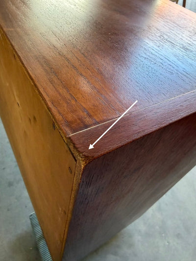 
                  
                    Vintage highboard teak schuifdeuren en lades - LOUI
                  
                