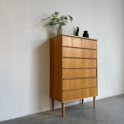 Vintage hoge Deense ladekast 6* eiken - LOUI.STORE