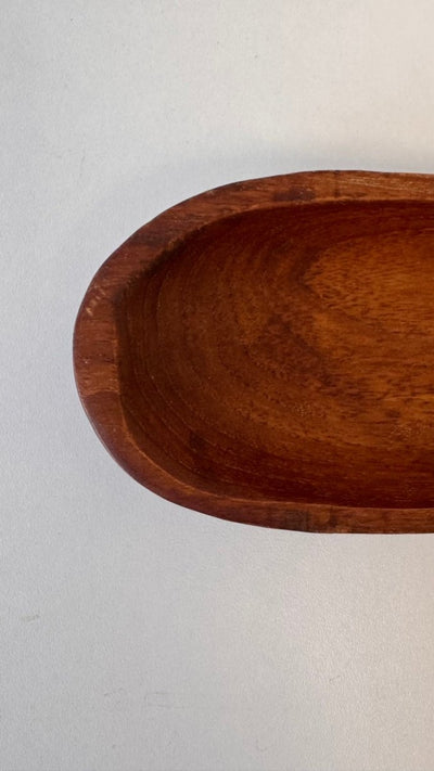 
                  
                    Vintage houten schaal lang - LOUI.STORE
                  
                