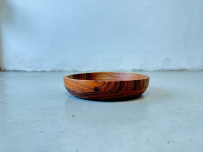 
                  
                    Vintage houten schaaltje - LOUI.STORE
                  
                