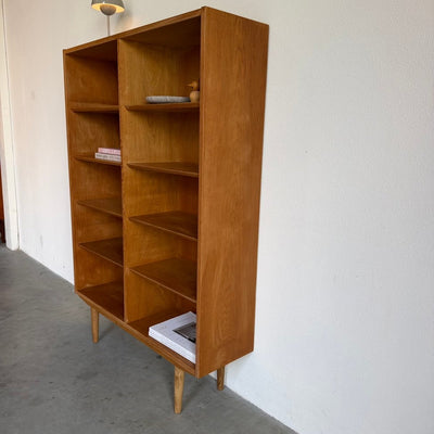 
                  
                    Vintage Hundevad boekenkast eiken - LOUI
                  
                