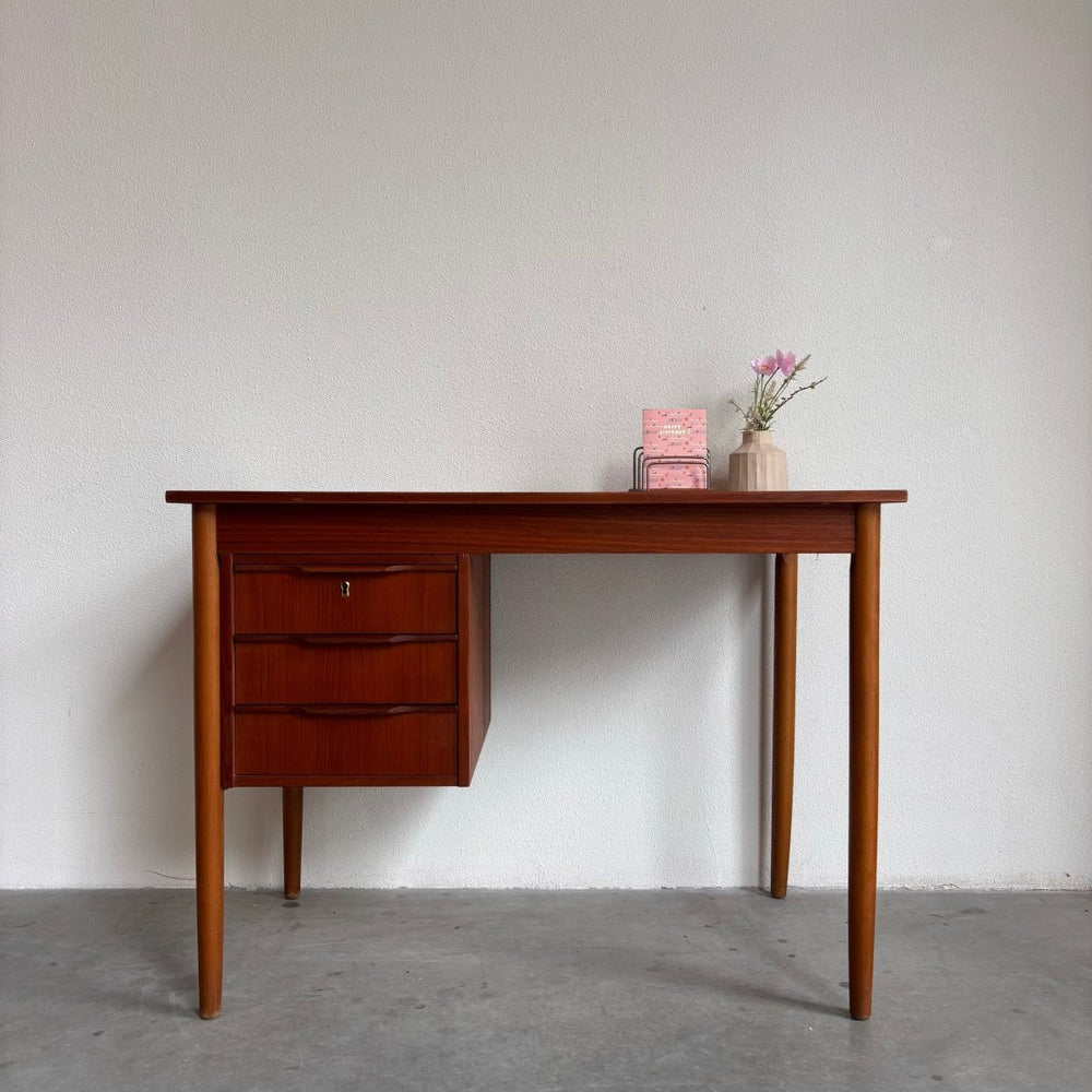 Vintage Klein bureau teak - LOUI.STORE
