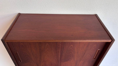 
                  
                    Vintage klein highboard teak - LOUI.STORE
                  
                