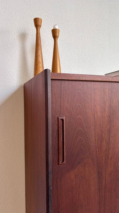 
                  
                    Vintage klein highboard teak - LOUI.STORE
                  
                