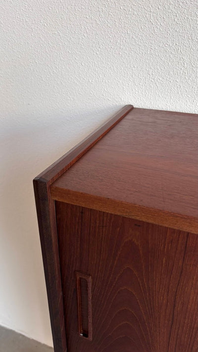 
                  
                    Vintage klein highboard teak - LOUI.STORE
                  
                